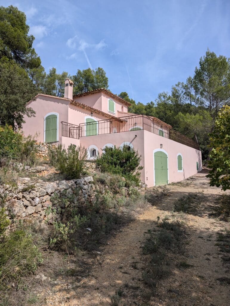 Coté Face : Ravalement de façade dans le Var : après