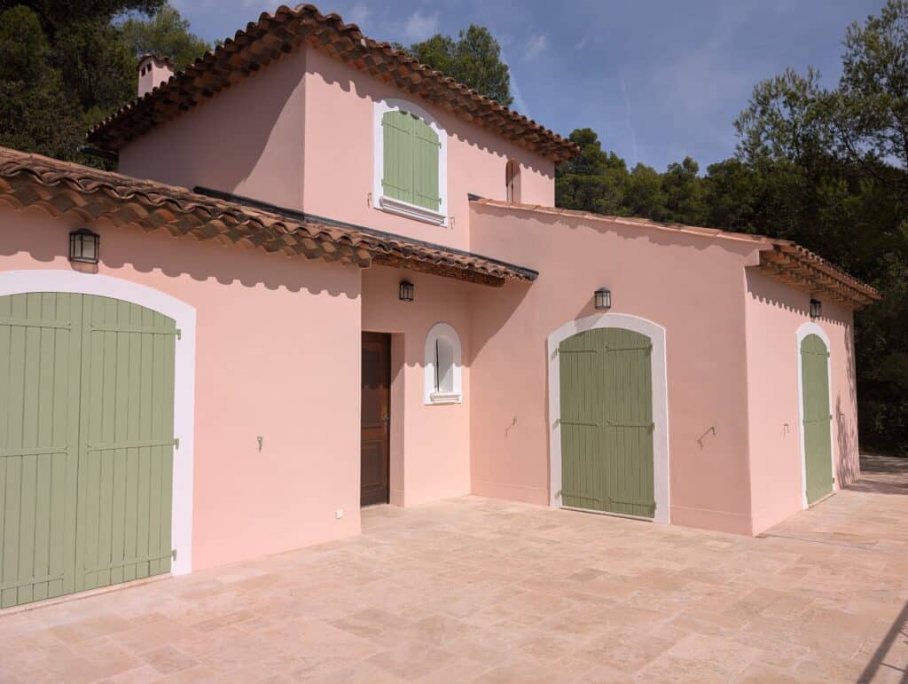 Coté Face : Ravalement de façade dans le Var : après