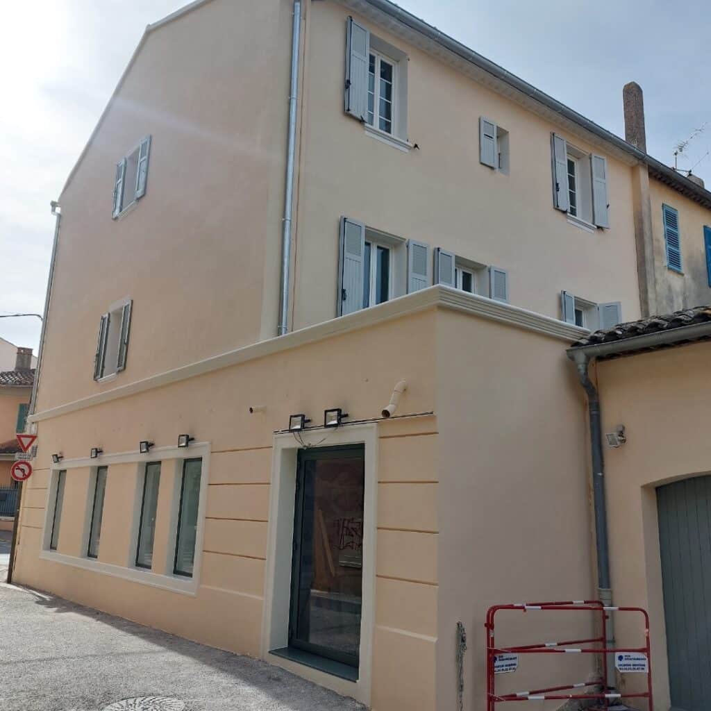 Coté Face : Ravalement de façade dans le Var : après